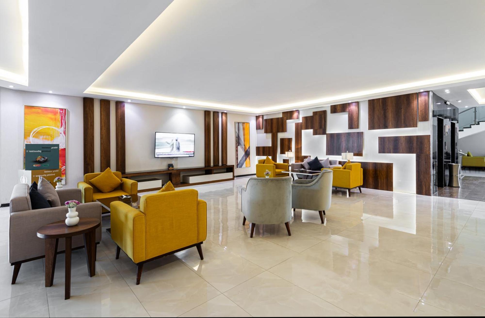 The Palace Hotel Suites Khamis Mushait Extérieur photo